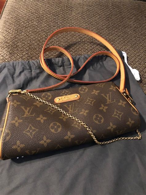 louis vuitton eva clutch price